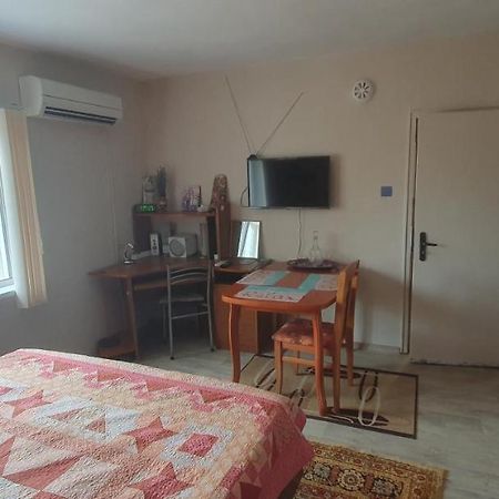 Стая За Гости "Ирина" Balchik Eksteriør billede